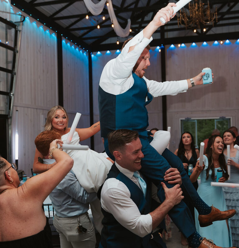 Dream Wedding Countdown: Your Stress-Free 6-Month Guide!
