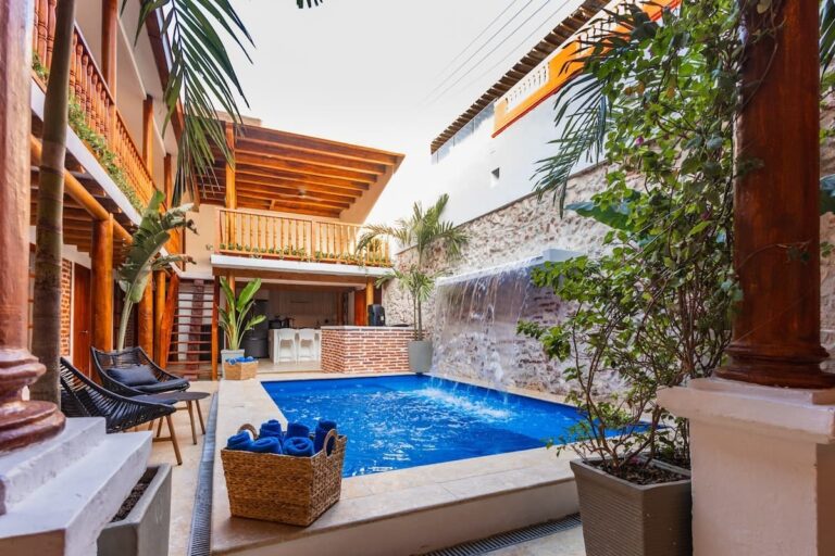 A Coastal Escape: Your Guide to Cartagena Vacation Rentals and Luxury Access