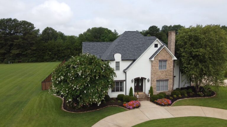 A Reliable Roof: Practical Insights for Tupelo Homes